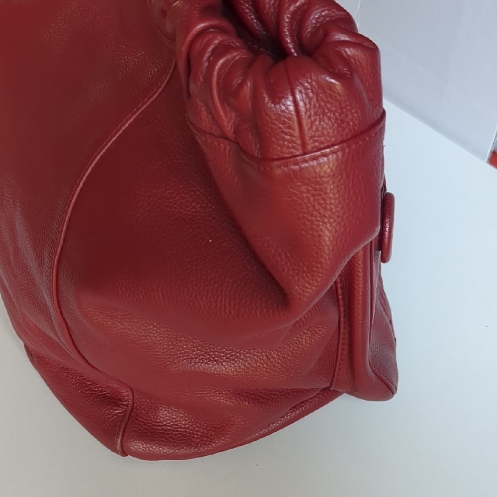 Bodhi Red Leather Satchel Handbag. - Picture 8 of 9